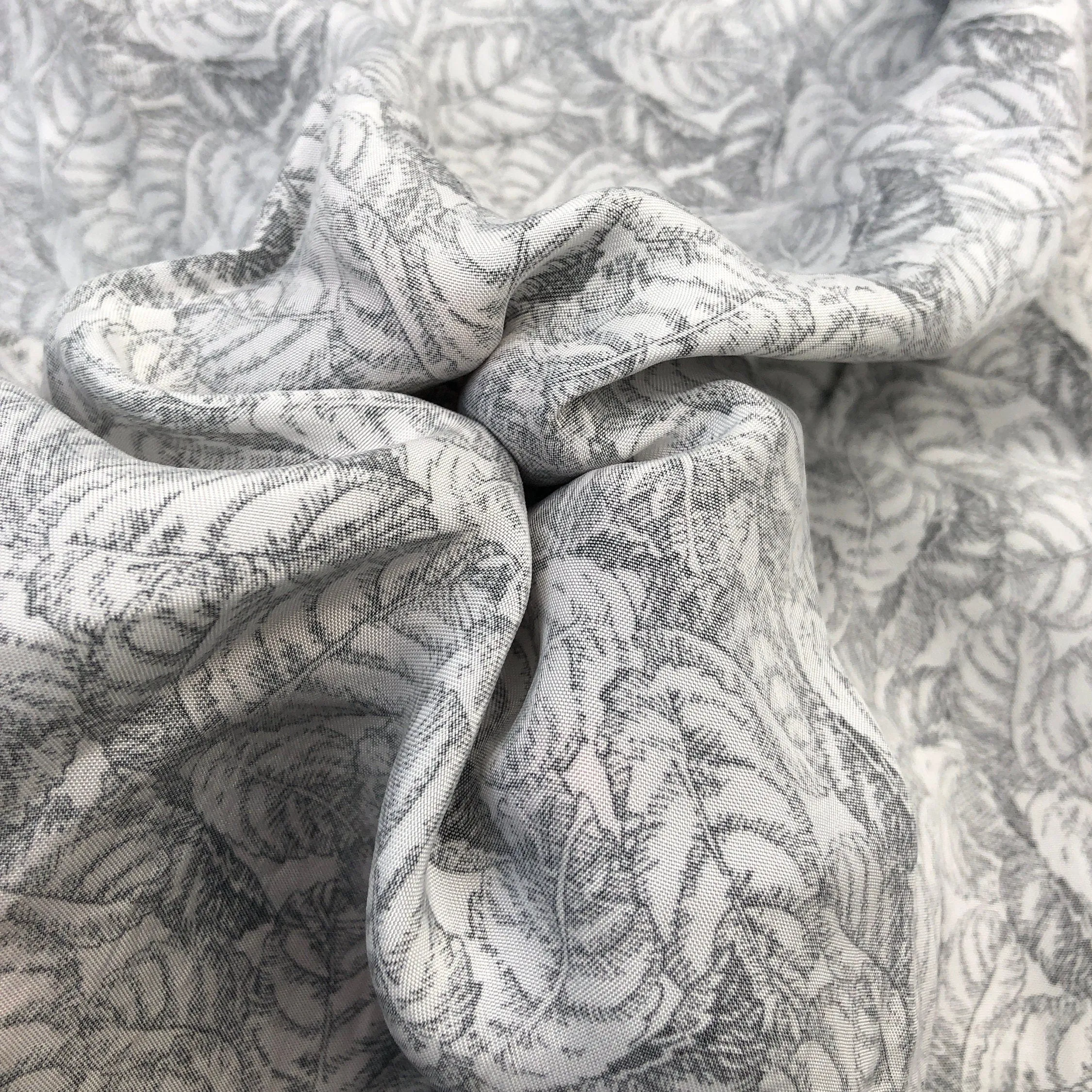 56" 100% cotton Lawn Leaf Nature Floral Black White Print 4 OZ Woven Fabric By the Yard