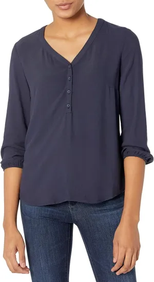 Amazon Essentials Women's 3/4 Sleeve Button Popover Shirt, Loose-Fit V-Neck Blouse