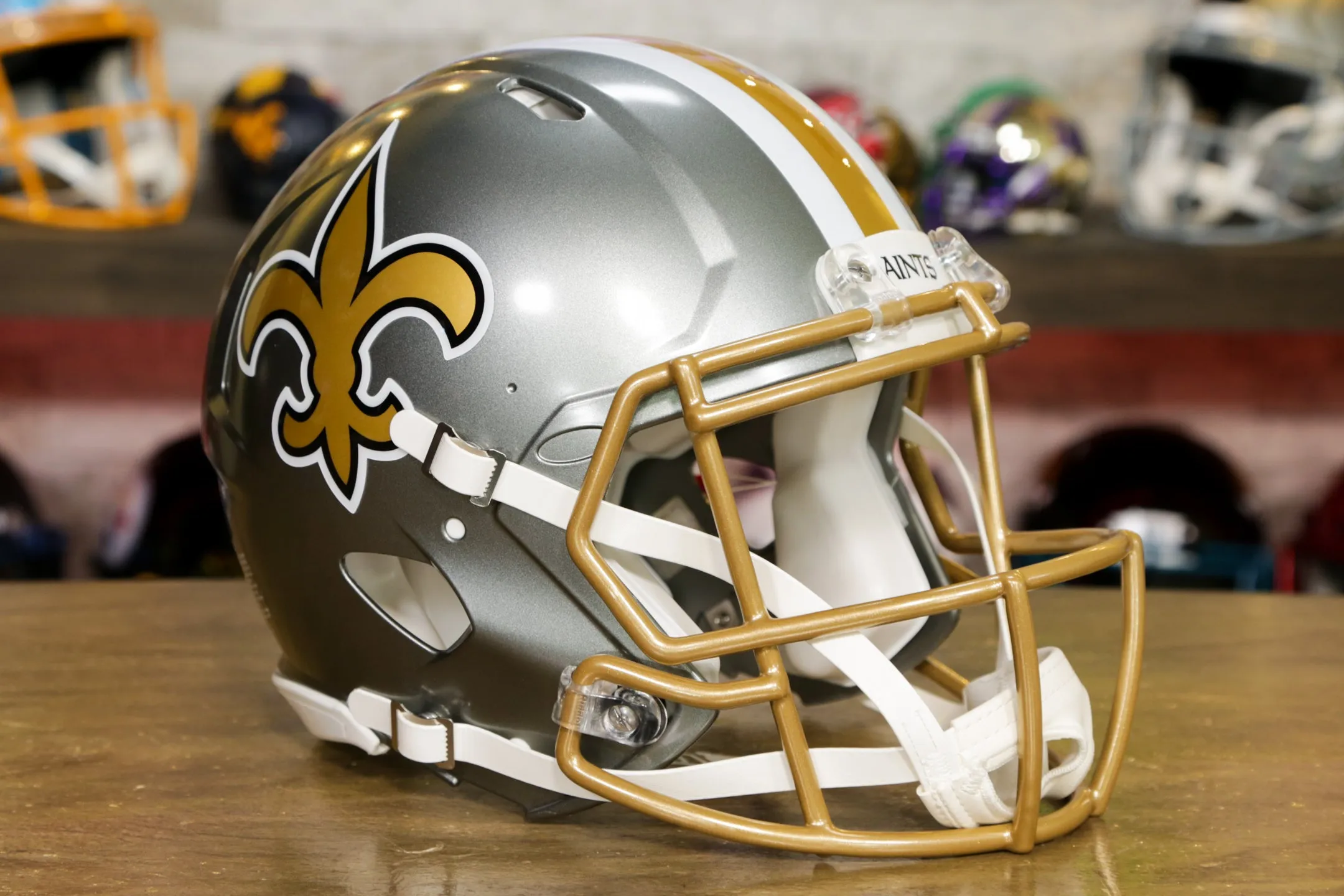 New Orleans Saints Riddell Speed Replica Helmet - Flash