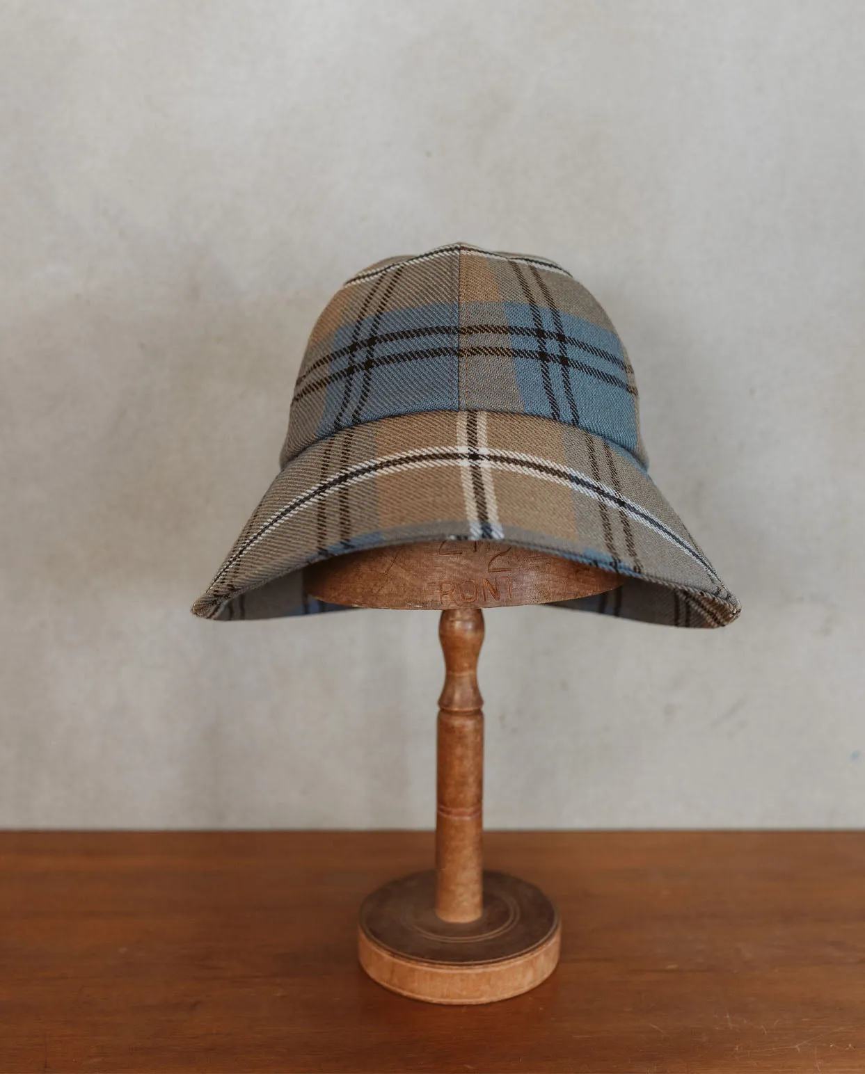 Twiggy Hat