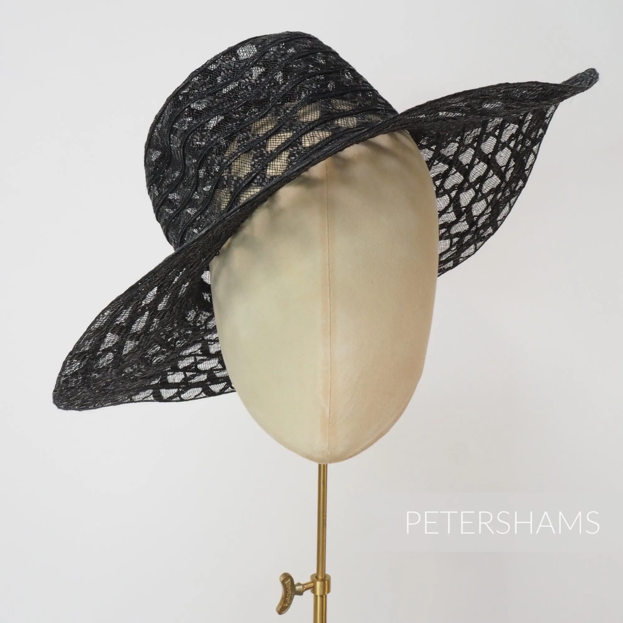 Vintage 1950's/60's Zig Zag Threaded Crinoline Capeline Hat Body - 11"